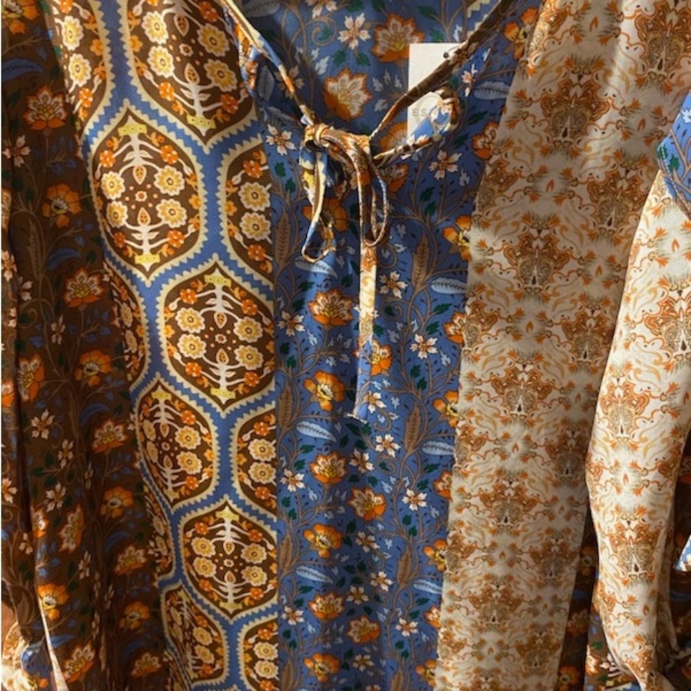 Summer ‘70s type yellow, blue long sleeve shirt